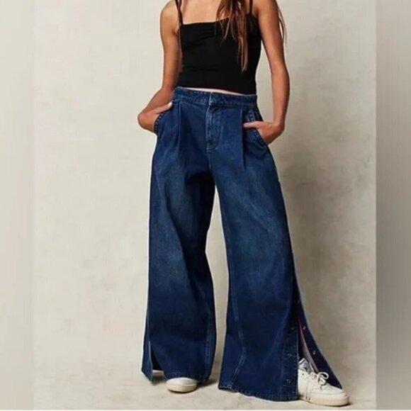Free People Denim - #33 NWT Free People Time Warp Wide-Leg in Indigo